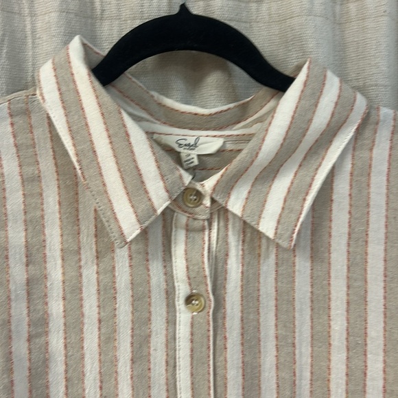 Striped Beige Button-Up Blouse with Ruffle Hem - Easel - Picture 6 of 8